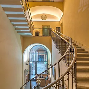 **** Hotel Numa Camperio Italia